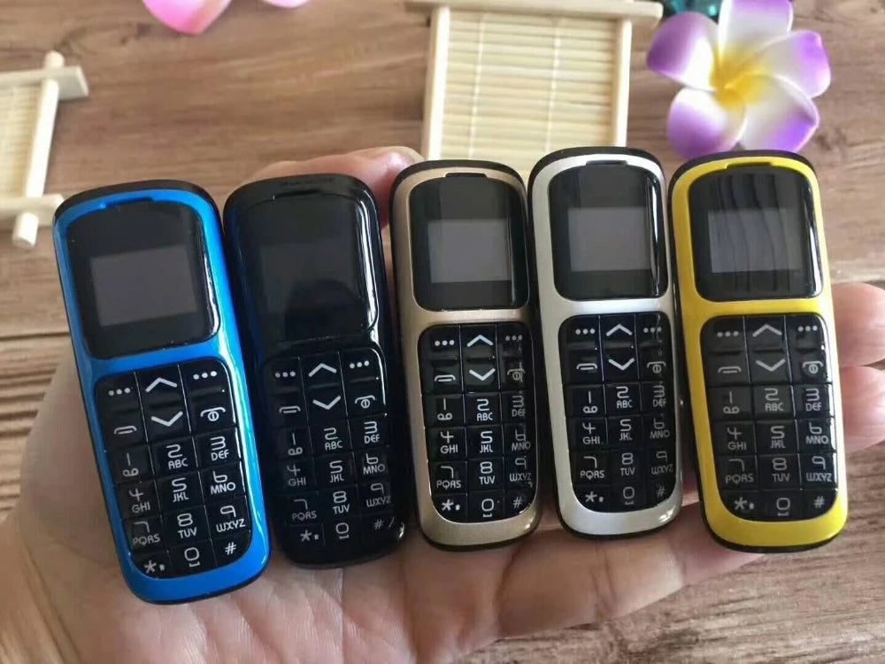 Téléphone Miniature Pocket Sim Simple V2