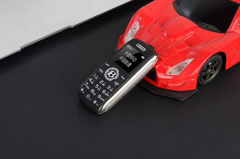 Mini téléphone voiture style Bentley Double Sim