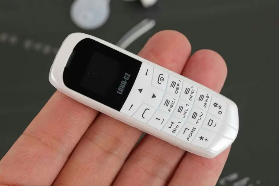 Mini téléphone mobile double sim Long -CZ