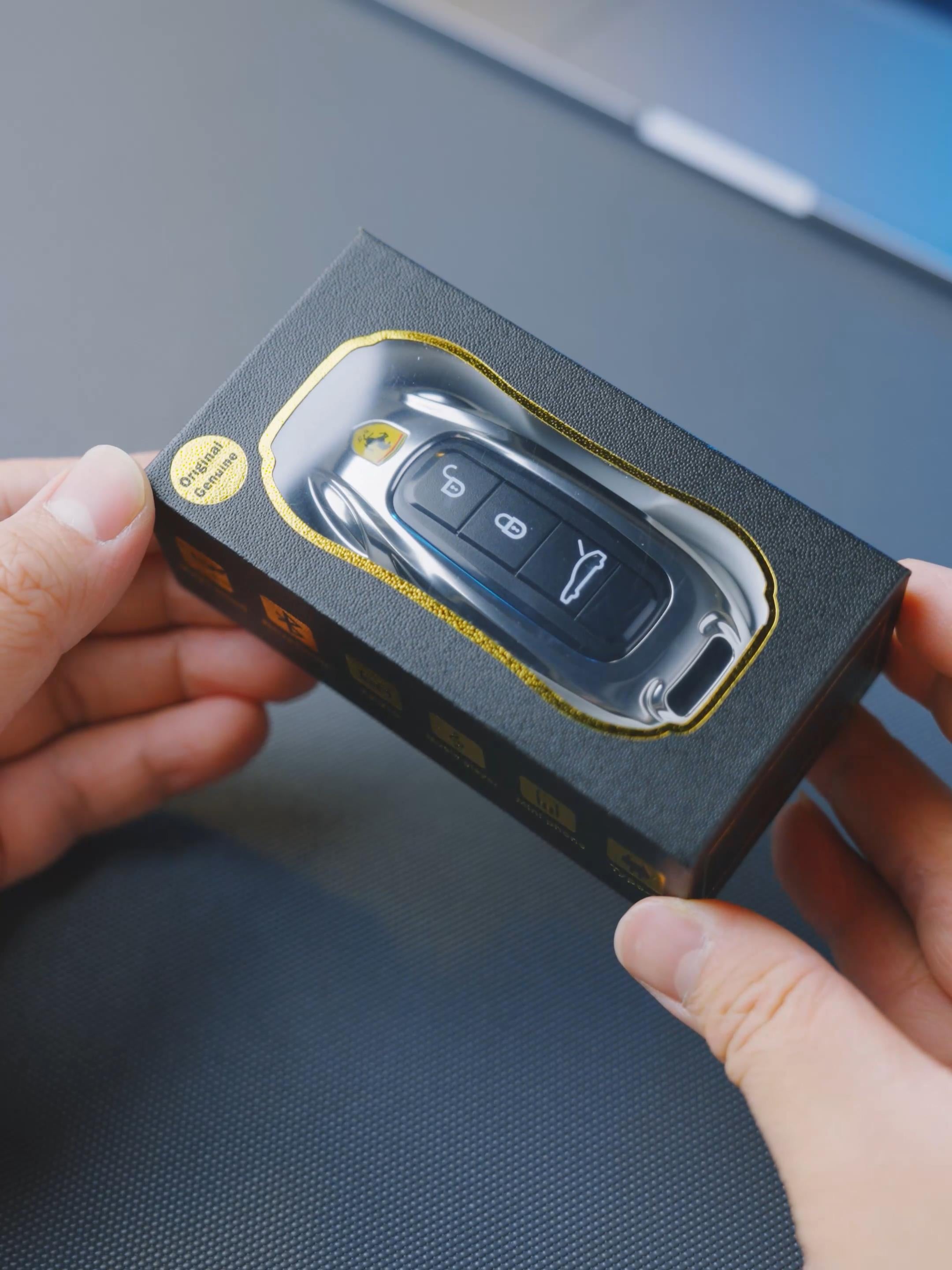 Mini téléphone Porsche Double Sim inspiré clef de voiture