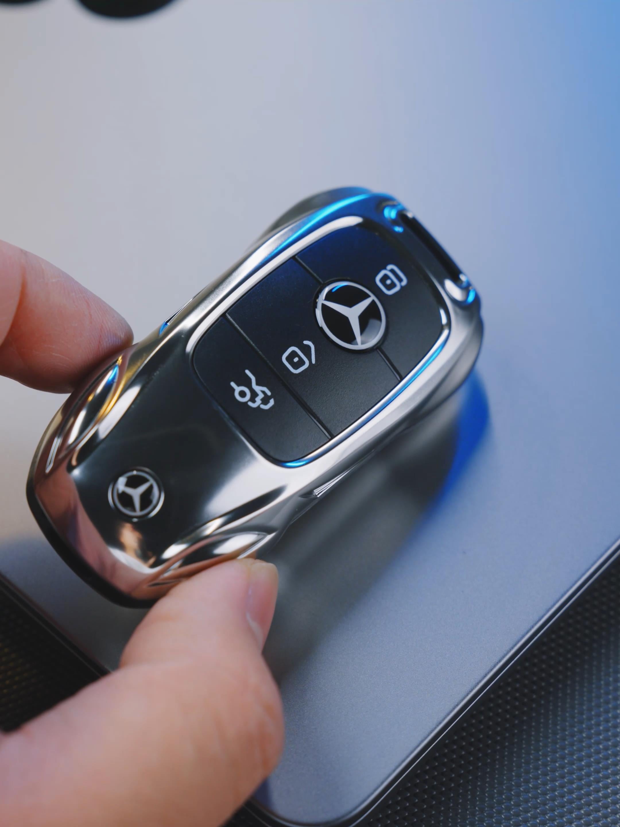 Mini téléphone Mercedes Benz clef de voiture style Double Sim 2G