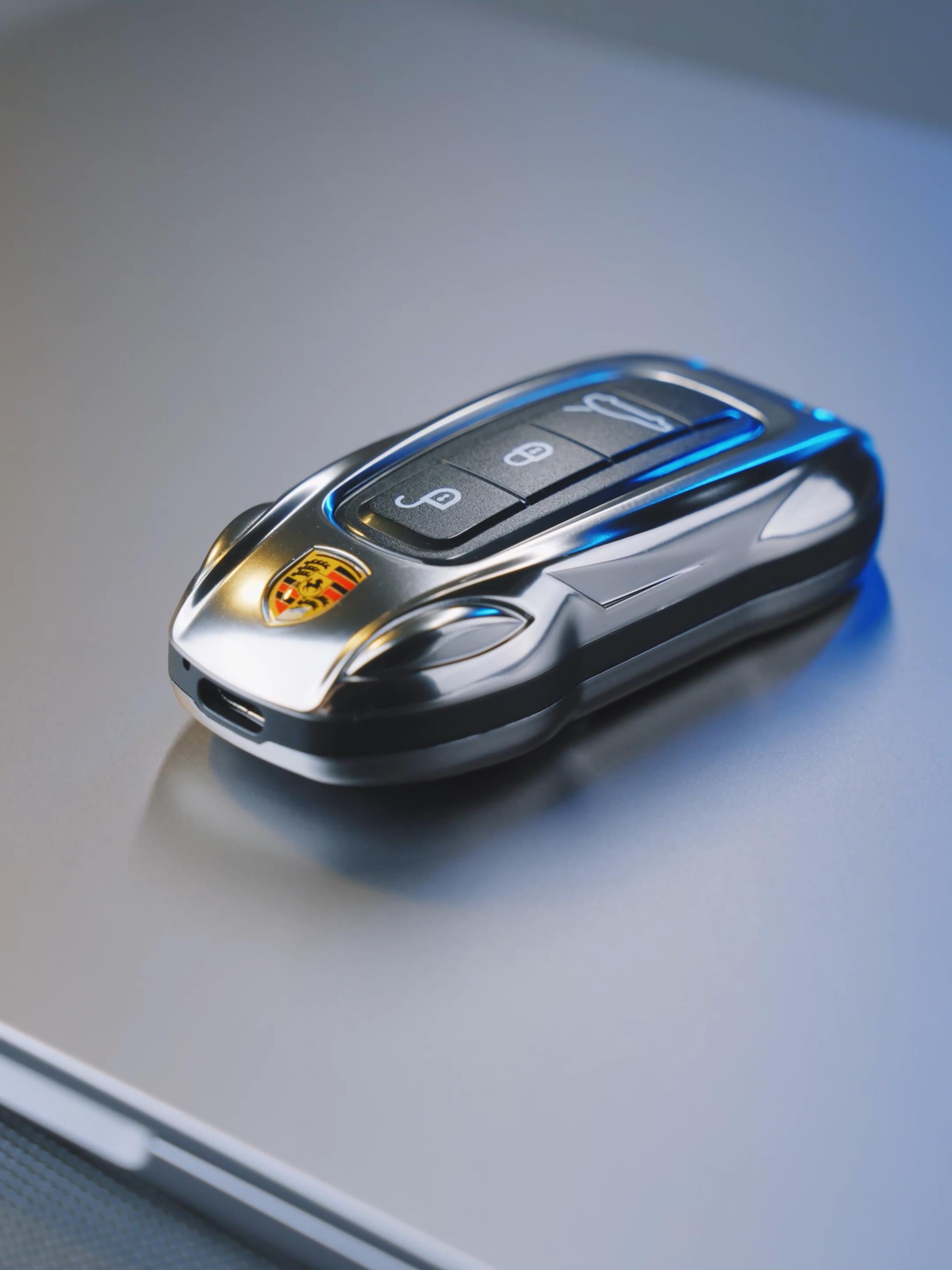 Mini téléphone Porsche Double Sim inspiré clef de voiture 2G