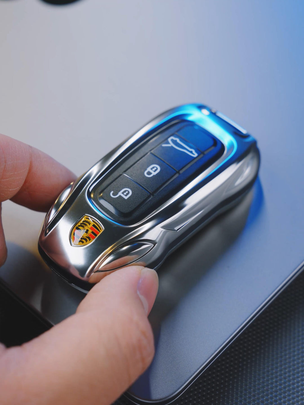 Mini téléphone Porsche Double Sim inspiré clef de voiture 2G