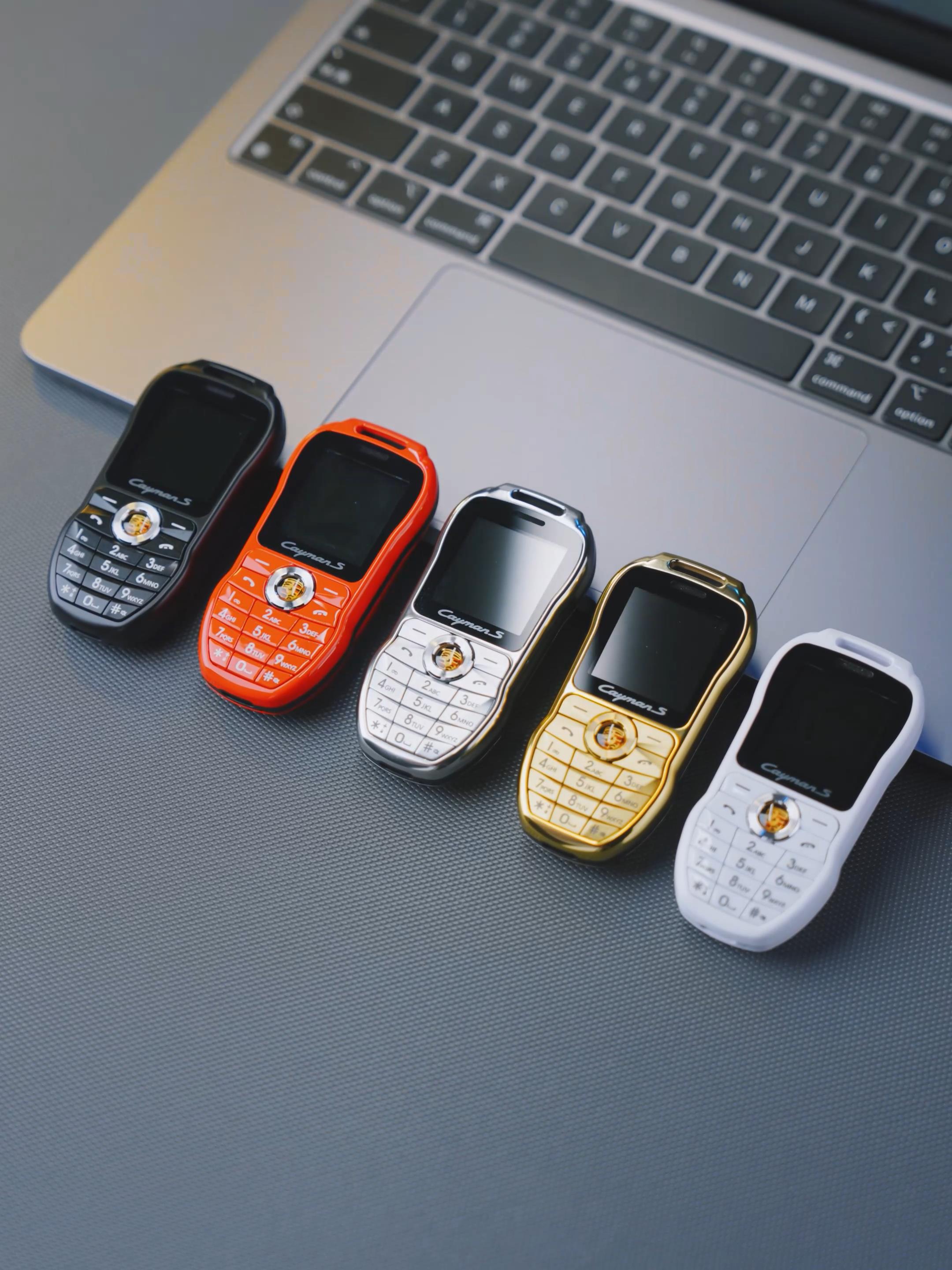 Mini téléphone Porsche Double Sim inspiré clef de voiture 2G