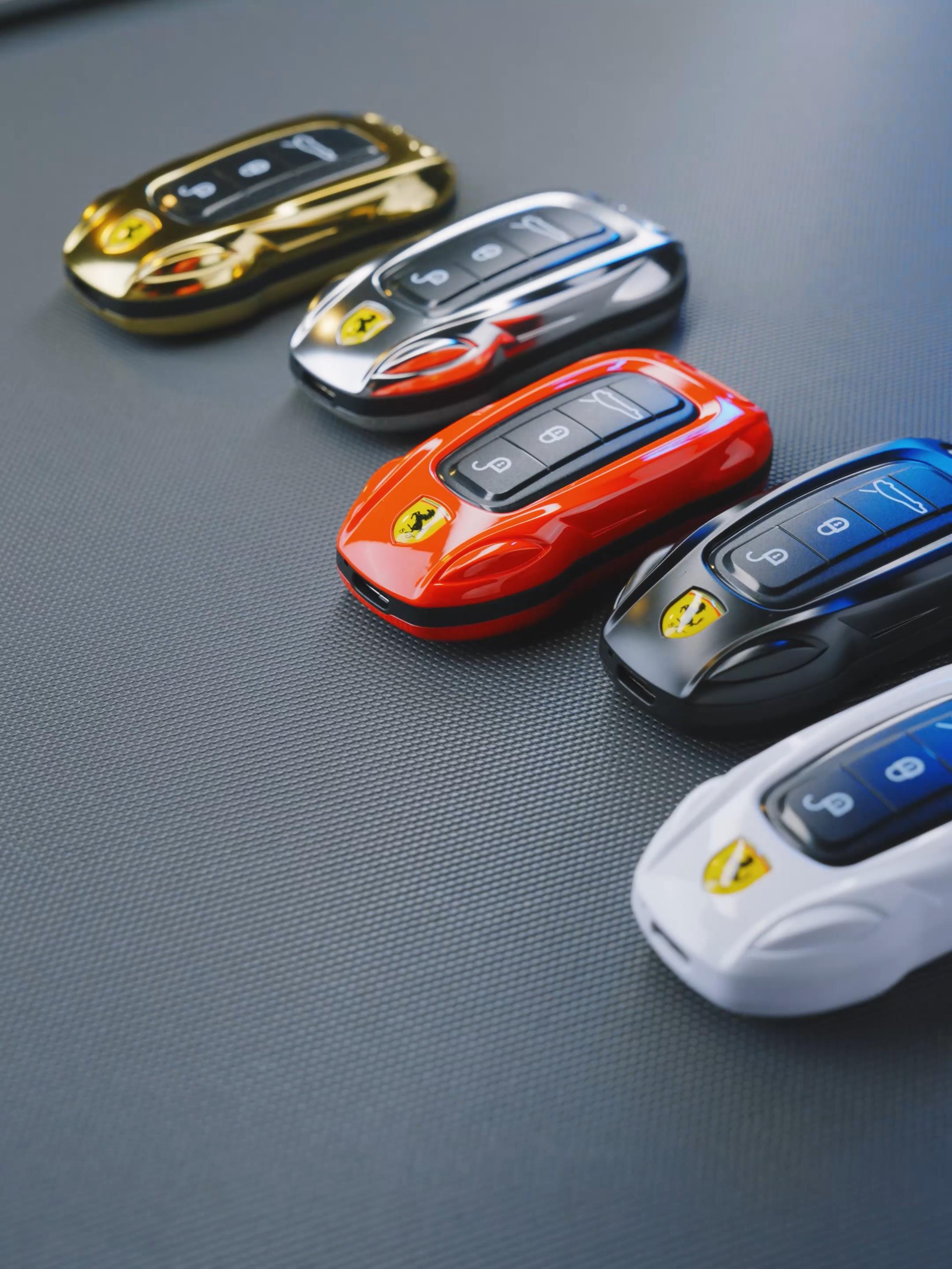 Mini téléphone portable Ferrari style clef de voiture de luxe Double Sim